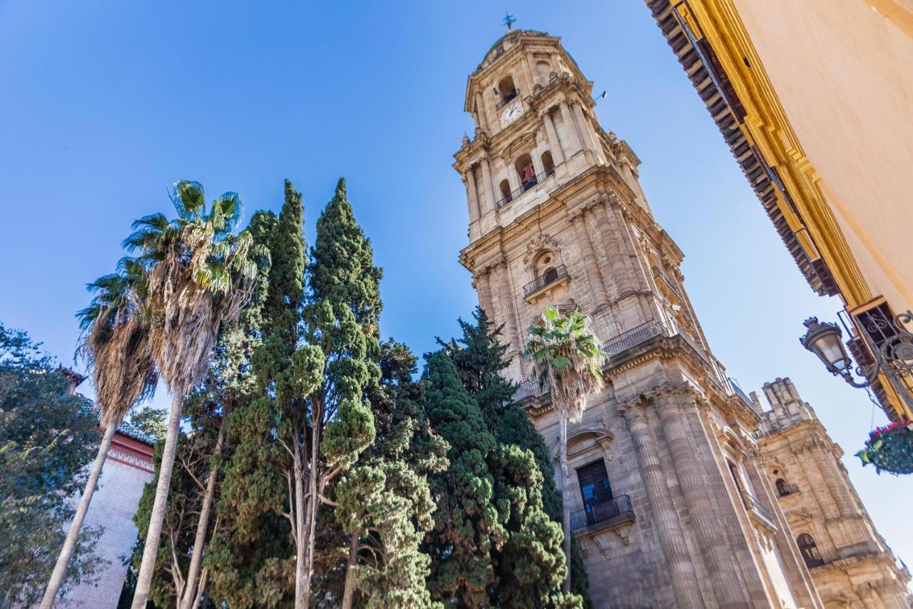 Central Malaga Apartment At Mitjana Plaza Екстер'єр фото